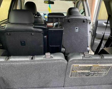 Серый Тойота Хайлендер, объемом двигателя 0 л и пробегом 158 тыс. км за 15200 $, фото 7 на Automoto.ua