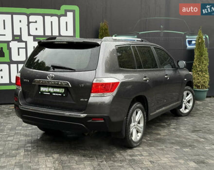 Серый Тойота Хайлендер, объемом двигателя 3.5 л и пробегом 240 тыс. км за 15800 $, фото 53 на Automoto.ua