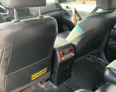 Серый Тойота Хайлендер, объемом двигателя 3.46 л и пробегом 135 тыс. км за 17500 $, фото 16 на Automoto.ua