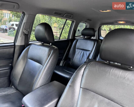 Серый Тойота Хайлендер, объемом двигателя 3.46 л и пробегом 212 тыс. км за 17600 $, фото 6 на Automoto.ua