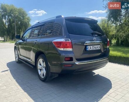 Сірий Тойота Хайлендер, об'ємом двигуна 3.46 л та пробігом 210 тис. км за 17900 $, фото 7 на Automoto.ua