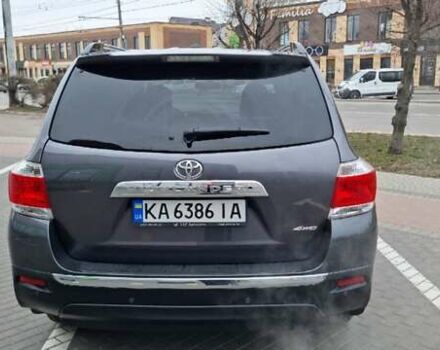 Серый Тойота Хайлендер, объемом двигателя 3.5 л и пробегом 191 тыс. км за 17900 $, фото 4 на Automoto.ua