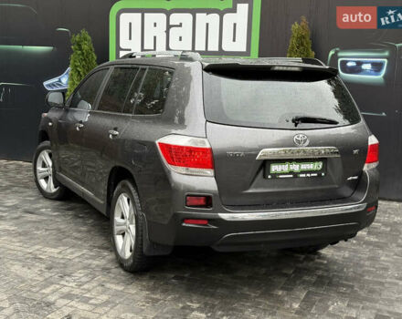 Серый Тойота Хайлендер, объемом двигателя 3.5 л и пробегом 240 тыс. км за 15800 $, фото 46 на Automoto.ua