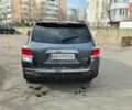 Сірий Тойота Хайлендер, об'ємом двигуна 3.46 л та пробігом 230 тис. км за 16600 $, фото 1 на Automoto.ua