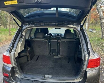 Серый Тойота Хайлендер, объемом двигателя 3.5 л и пробегом 1 тыс. км за 17000 $, фото 5 на Automoto.ua