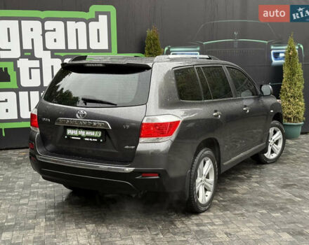 Серый Тойота Хайлендер, объемом двигателя 3.5 л и пробегом 240 тыс. км за 15800 $, фото 43 на Automoto.ua