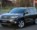 Сірий Тойота Хайлендер, об'ємом двигуна 3.5 л та пробігом 134 тис. км за 18900 $, фото 1 на Automoto.ua