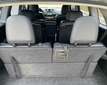 Серый Тойота Хайлендер, объемом двигателя 3.5 л и пробегом 284 тыс. км за 14900 $, фото 14 на Automoto.ua