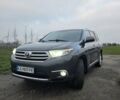 Сірий Тойота Хайлендер, об'ємом двигуна 3.5 л та пробігом 268 тис. км за 17000 $, фото 1 на Automoto.ua