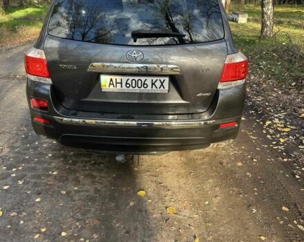 Серый Тойота Хайлендер, объемом двигателя 3.5 л и пробегом 1 тыс. км за 17000 $, фото 4 на Automoto.ua