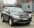Серый Тойота Хайлендер, объемом двигателя 0 л и пробегом 124 тыс. км за 16900 $, фото 5 на Automoto.ua