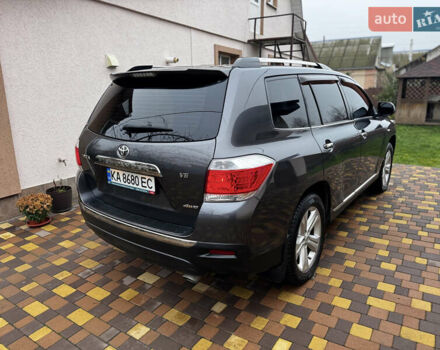 Серый Тойота Хайлендер, объемом двигателя 3.5 л и пробегом 180 тыс. км за 20500 $, фото 6 на Automoto.ua