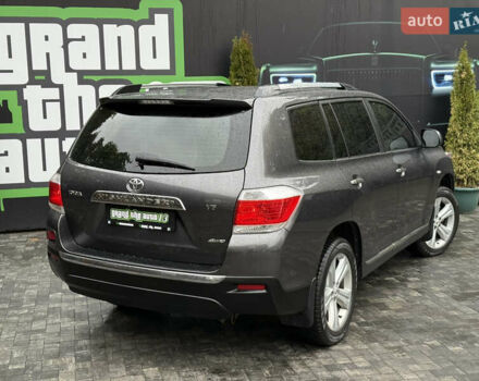 Серый Тойота Хайлендер, объемом двигателя 3.5 л и пробегом 240 тыс. км за 15800 $, фото 47 на Automoto.ua