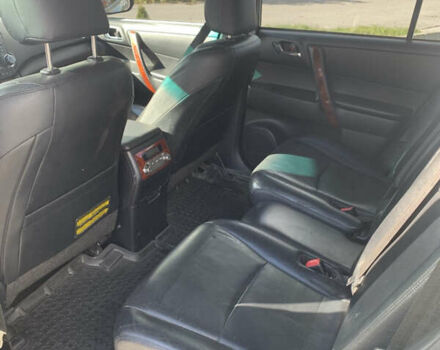 Серый Тойота Хайлендер, объемом двигателя 3.46 л и пробегом 135 тыс. км за 17500 $, фото 15 на Automoto.ua