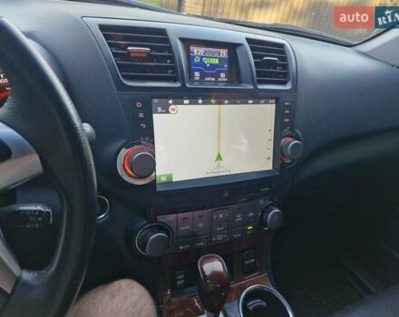 Серый Тойота Хайлендер, объемом двигателя 3.46 л и пробегом 142 тыс. км за 16900 $, фото 5 на Automoto.ua