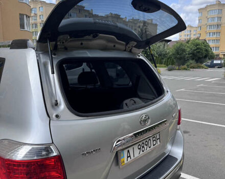 Серый Тойота Хайлендер, объемом двигателя 3.46 л и пробегом 212 тыс. км за 17600 $, фото 18 на Automoto.ua