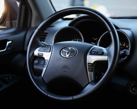 Серый Тойота Хайлендер, объемом двигателя 3.5 л и пробегом 134 тыс. км за 18900 $, фото 13 на Automoto.ua