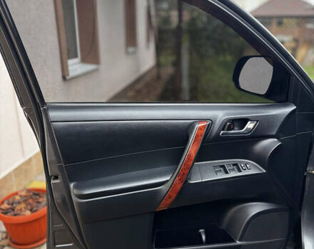 Серый Тойота Хайлендер, объемом двигателя 3.5 л и пробегом 180 тыс. км за 20500 $, фото 9 на Automoto.ua