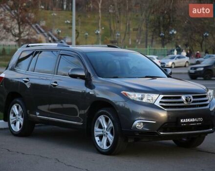 Сірий Тойота Хайлендер, об'ємом двигуна 3.5 л та пробігом 134 тис. км за 18900 $, фото 2 на Automoto.ua
