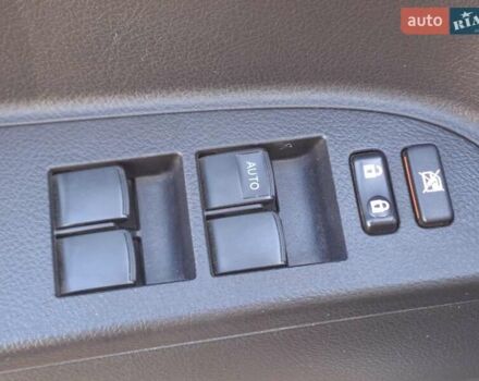 Сірий Тойота Хайлендер, об'ємом двигуна 3.5 л та пробігом 180 тис. км за 18090 $, фото 13 на Automoto.ua