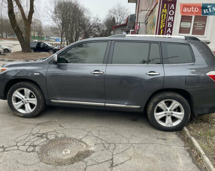Сірий Тойота Хайлендер, об'ємом двигуна 3.46 л та пробігом 305 тис. км за 14390 $, фото 8 на Automoto.ua