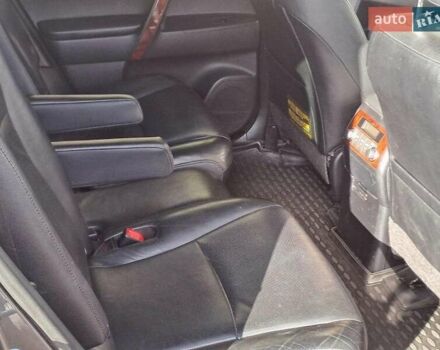 Сірий Тойота Хайлендер, об'ємом двигуна 3.5 л та пробігом 180 тис. км за 18090 $, фото 7 на Automoto.ua