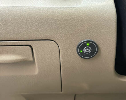 Сірий Тойота Хайлендер, об'ємом двигуна 3.46 л та пробігом 305 тис. км за 14390 $, фото 19 на Automoto.ua