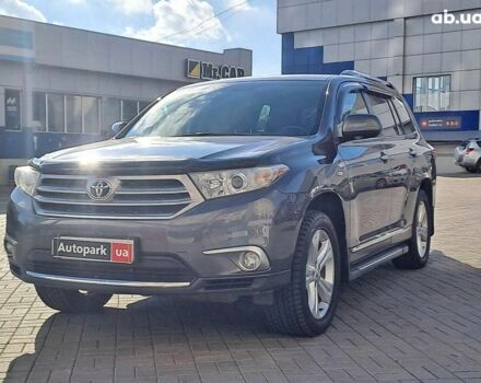 Сірий Тойота Хайлендер, об'ємом двигуна 3.5 л та пробігом 180 тис. км за 18090 $, фото 14 на Automoto.ua