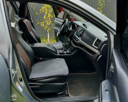 Сірий Тойота Хайлендер, об'ємом двигуна 2.67 л та пробігом 159 тис. км за 21500 $, фото 4 на Automoto.ua