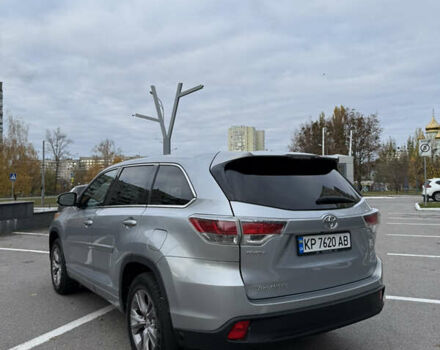 Сірий Тойота Хайлендер, об'ємом двигуна 2.67 л та пробігом 300 тис. км за 18500 $, фото 8 на Automoto.ua