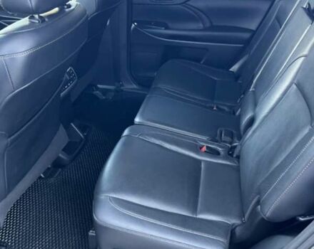 Серый Тойота Хайлендер, объемом двигателя 2.7 л и пробегом 172 тыс. км за 22200 $, фото 13 на Automoto.ua