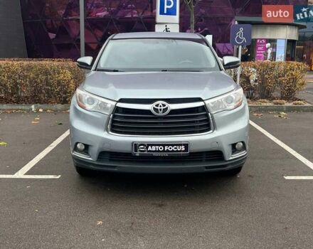 Серый Тойота Хайлендер, объемом двигателя 2.67 л и пробегом 169 тыс. км за 16690 $, фото 2 на Automoto.ua