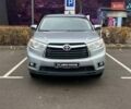 Серый Тойота Хайлендер, объемом двигателя 2.67 л и пробегом 169 тыс. км за 16690 $, фото 2 на Automoto.ua