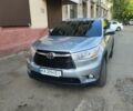 Серый Тойота Хайлендер, объемом двигателя 2.7 л и пробегом 149 тыс. км за 22500 $, фото 1 на Automoto.ua