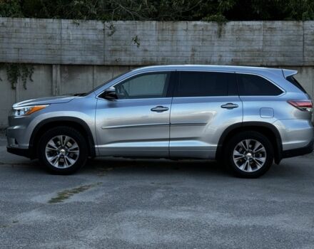 Серый Тойота Хайлендер, объемом двигателя 2.7 л и пробегом 300 тыс. км за 15500 $, фото 5 на Automoto.ua