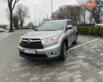 Сірий Тойота Хайлендер, об'ємом двигуна 2.67 л та пробігом 227 тис. км за 23400 $, фото 3 на Automoto.ua