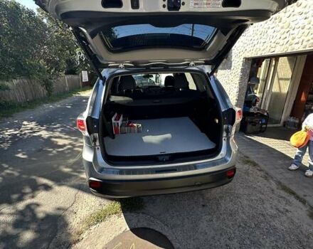 Серый Тойота Хайлендер, объемом двигателя 3.55 л и пробегом 173 тыс. км за 24000 $, фото 7 на Automoto.ua