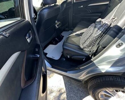 Серый Тойота Хайлендер, объемом двигателя 3.55 л и пробегом 173 тыс. км за 24000 $, фото 13 на Automoto.ua