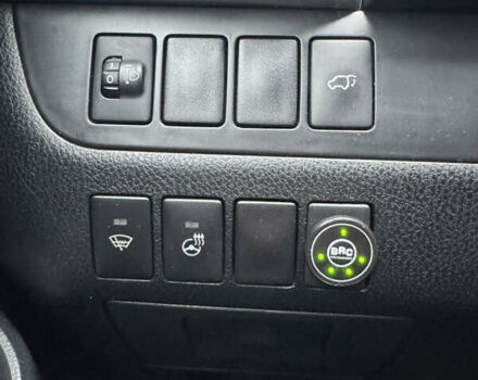 Сірий Тойота Хайлендер, об'ємом двигуна 2.67 л та пробігом 227 тис. км за 23400 $, фото 12 на Automoto.ua