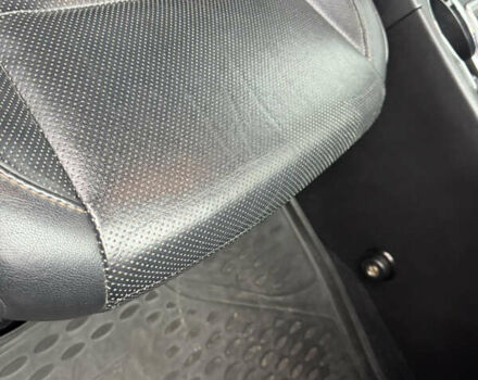 Сірий Тойота Хайлендер, об'ємом двигуна 2.67 л та пробігом 227 тис. км за 23400 $, фото 17 на Automoto.ua