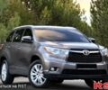 Серый Тойота Хайлендер, объемом двигателя 3.5 л и пробегом 132 тыс. км за 23200 $, фото 3 на Automoto.ua