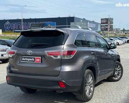 Серый Тойота Хайлендер, объемом двигателя 2.7 л и пробегом 266 тыс. км за 20590 $, фото 7 на Automoto.ua