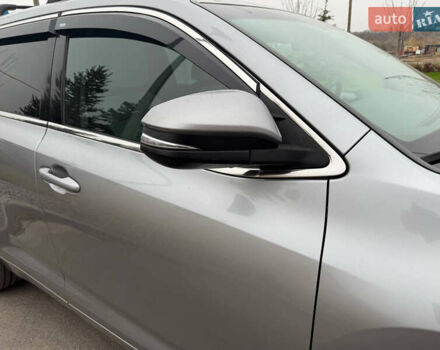 Сірий Тойота Хайлендер, об'ємом двигуна 2.67 л та пробігом 157 тис. км за 25700 $, фото 43 на Automoto.ua