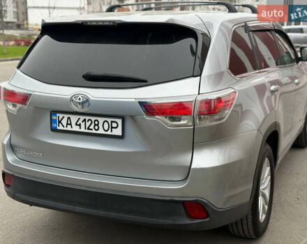 Сірий Тойота Хайлендер, об'ємом двигуна 2.67 л та пробігом 157 тис. км за 25700 $, фото 32 на Automoto.ua