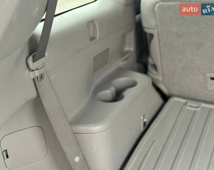 Сірий Тойота Хайлендер, об'ємом двигуна 2.67 л та пробігом 157 тис. км за 25700 $, фото 28 на Automoto.ua