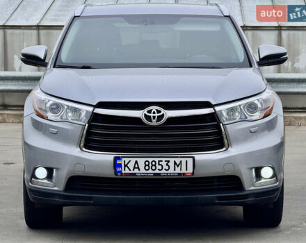 Тойота Хайлендер 2016 в Киеве на Automoto.ua Серый Тойота Хайлендер, объемом двигателя 3.46 л и пробегом 181 тыс. км за 28000 $, фото 6 на Automoto.ua