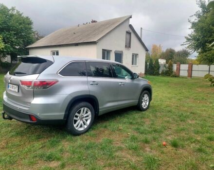 Тойота Хайлендер 2016 в Киеве на Automoto.ua Серый Тойота Хайлендер, объемом двигателя 3.5 л и пробегом 150 тыс. км за 20500 $, фото 3 на Automoto.ua