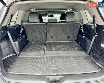 Тойота Хайлендер 2016 в Киеве на Automoto.ua Серый Тойота Хайлендер, объемом двигателя 3.46 л и пробегом 181 тыс. км за 28000 $, фото 37 на Automoto.ua