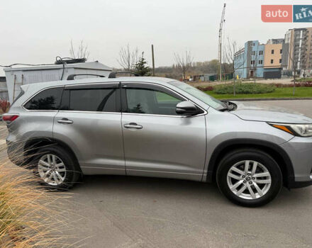 Сірий Тойота Хайлендер, об'ємом двигуна 2.67 л та пробігом 157 тис. км за 25700 $, фото 40 на Automoto.ua