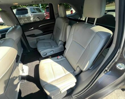 Тойота Хайлендер 2016 в Львове на Automoto.ua Серый Тойота Хайлендер, объемом двигателя 3.5 л и пробегом 80 тыс. км за 11000 $, фото 11 на Automoto.ua